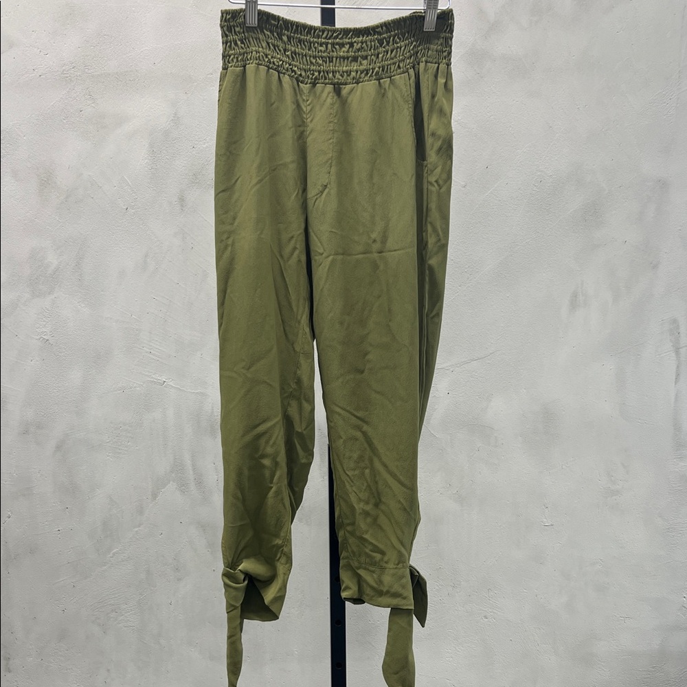 Men's Olive Tie-Hem Casual Chinos